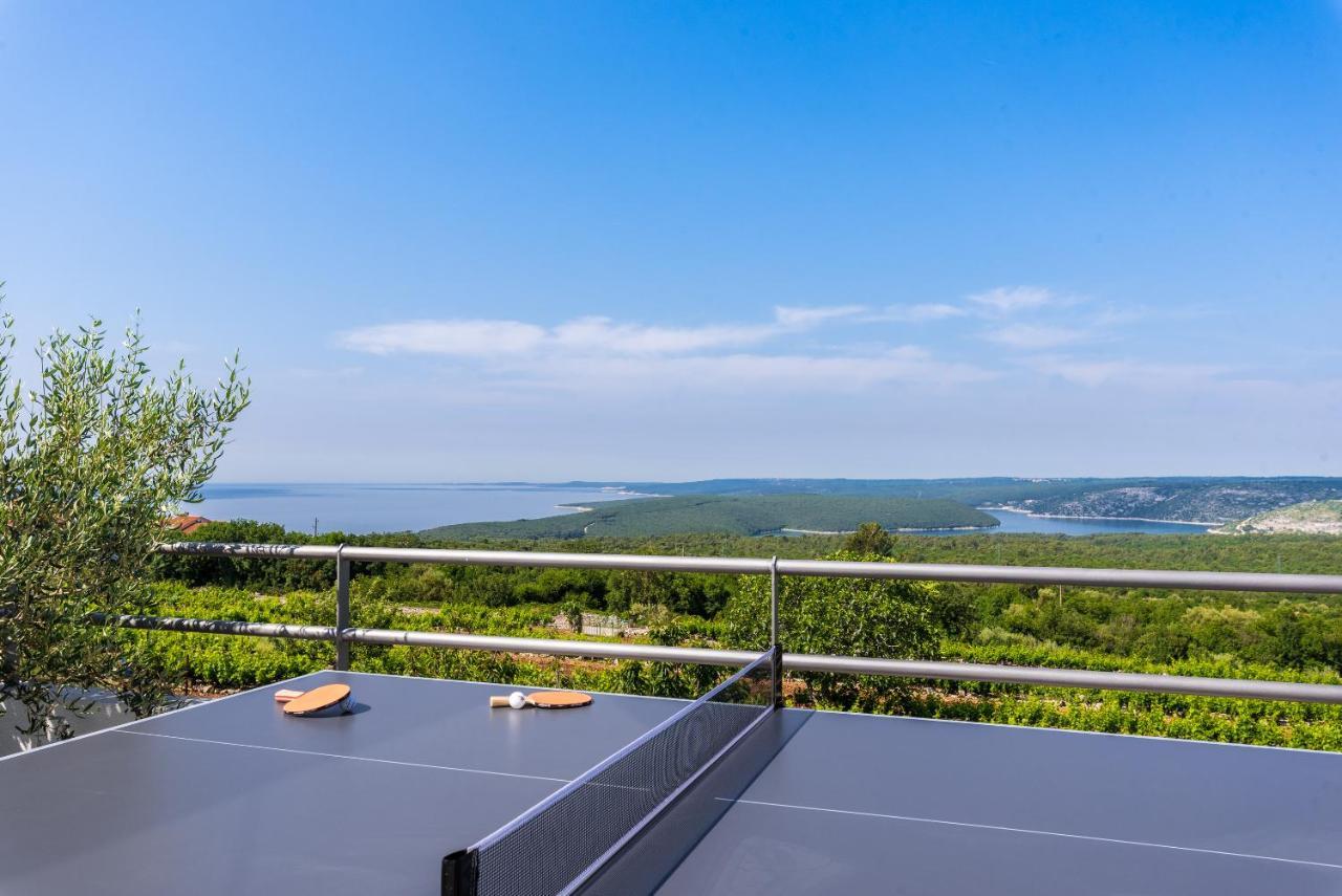 Bella Vista